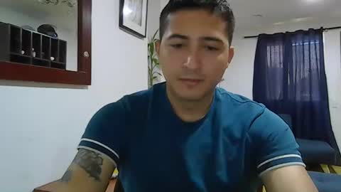 Snapshot of alanj998 chatting on 06.26.26 alanj998 online show from 06.26.26