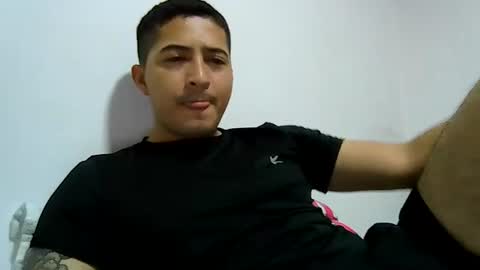 Snapshot of alanj998 chatting on 07.18.26 alanj998 online show from 07.18.26
