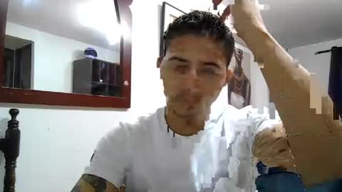 Snapshot of alanj998 chatting on 07.25.26 alanj998 online show from 07.25.26