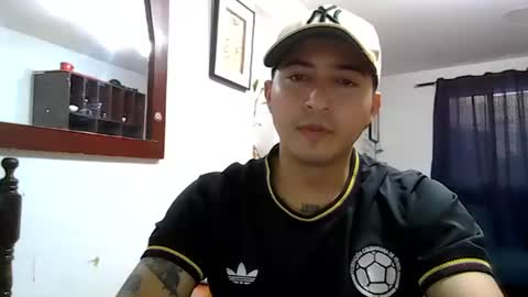 Snapshot of alanj998 chatting on 07.26.26 alanj998 online show from 07.26.26
