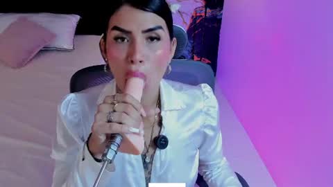 Alana online show from 06.26.26
