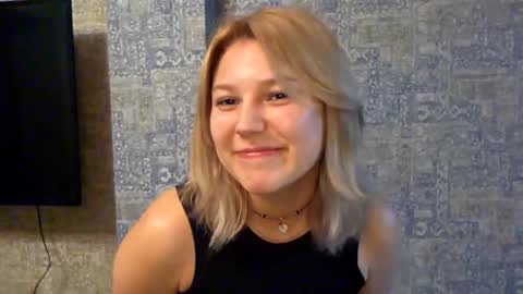 Julie online show from 11.29.25