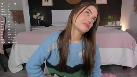 Alanna Cute Russell online show from 04.29.26