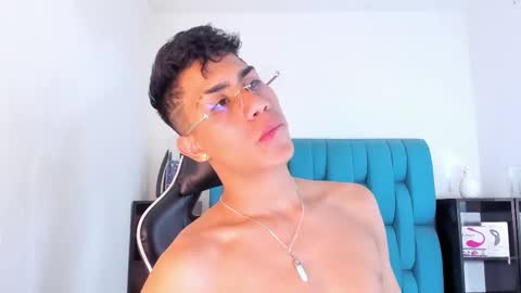 alannaughty_ online show from 02.26.25