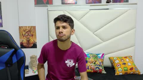 Snapshot of alanvilla_lobo chatting on 10.07.25 alanvilla_lobo online show from 10.07.25