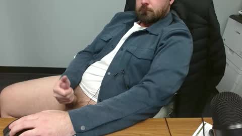 Snapshot of alaska4411 chatting on 12.03.24 John online show from 12.03.24