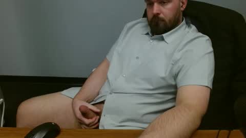 Snapshot of alaska4411 chatting on 12.04.24 John online show from 12.04.24