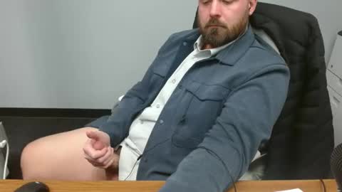 Snapshot of alaska4411 chatting on 12.05.24 John online show from 12.05.24