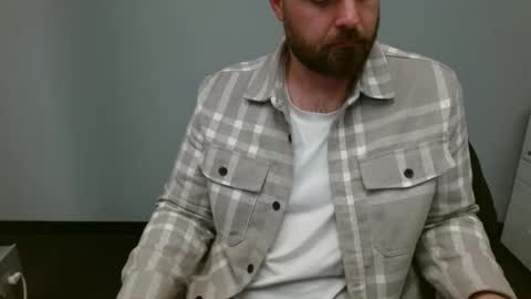 Snapshot of alaska4411 chatting on 02.06.25 John online show from 02.06.25