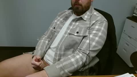 Snapshot of alaska4411 chatting on 02.08.25 John online show from 02.08.25