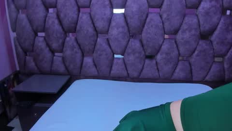 AlaSmith  online show from 12.01.25