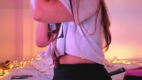 Snapshot of alba_toro535670 chatting on 07.28.26 alba_toro535670 online show from 07.28.26
