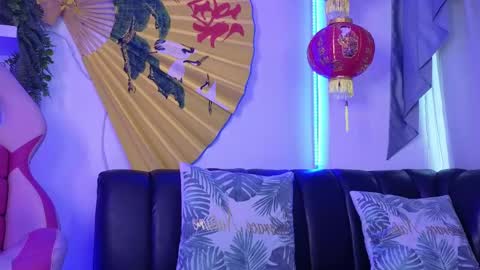 albaandthayron online show from 04.21.26