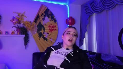 albaandthayron online show from 04.25.26
