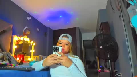 Snapshot of ale_horny_crazy chatting on 07.30.26 NIKO online show from 07.30.26