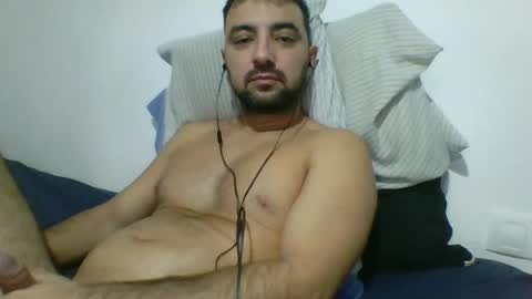 Snapshot of ale_padawan chatting on 10.26.25 ale online show from 10.26.25