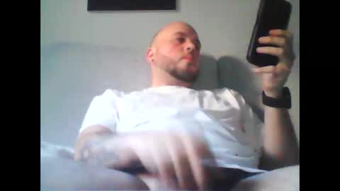 Snapshot of aleeexxxx4u chatting on 02.12.26 aleeexxxx4u online show from 02.12.26