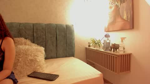 Snapshot of aleera_walton chatting on 03.21.26 Aleera online show from 03.21.26