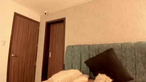 Aleera online show from 04.29.26