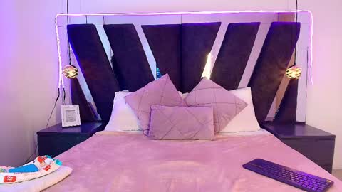 Snapshot of alehia_cute chatting on 03.14.26 Alehia Cute online show from 03.14.26