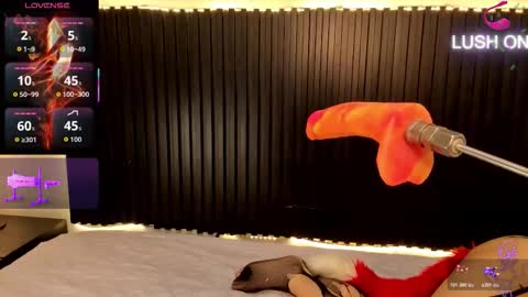 aleja__slav3 online show from 11.13.25