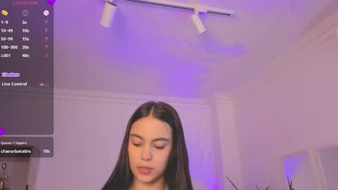 Alejandra online show from 04.21.26