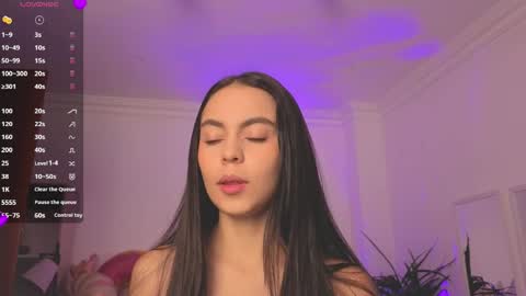 Snapshot of alejaa___ chatting on 05.12.26 Alejandra online show from 05.12.26