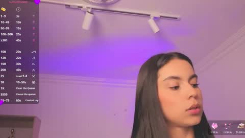 Snapshot of alejaa___ chatting on 06.05.26 Alejandra online show from 06.05.26