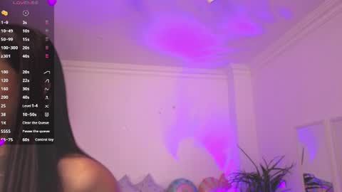 Snapshot of alejaa___ chatting on 06.18.26 Alejandra online show from 06.18.26