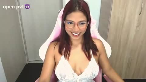 Snapshot of alejaharker chatting on 06.17.26 Aleja Harker online show from 06.17.26