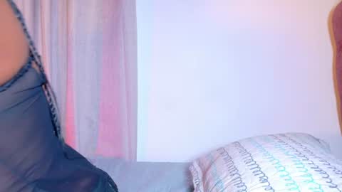 Snapshot of alejandra_dunn1 chatting on 06.27.26 alejandra_dunn1 online show from 06.27.26
