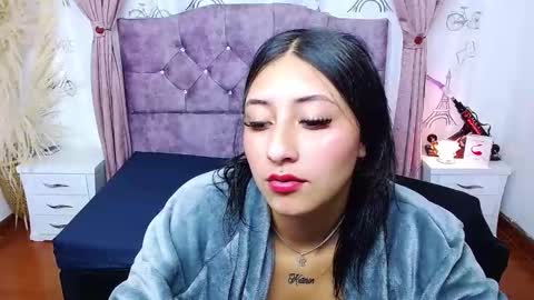 Snapshot of alejandracastr chatting on 10.15.25 ALEJANDRA online show from 10.15.25