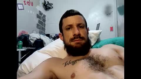 Snapshot of alejandroblunt chatting on 12.04.24 humpty online show from 12.04.24