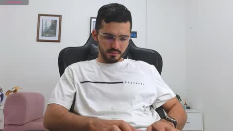 alejandroo_7 online show from 10.07.25