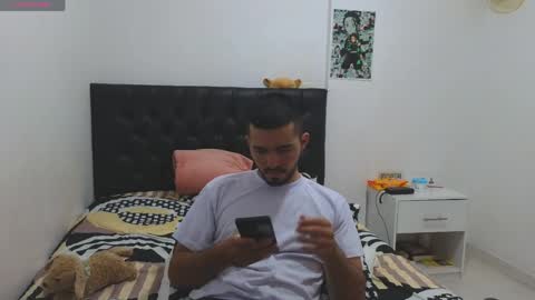 alejandroo_7 online show from 04.28.26