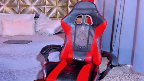 Alejo  online show from 02.06.25