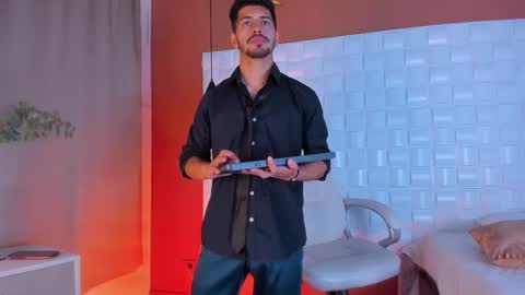 Alejo  online show from 03.08.25