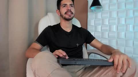 Alejo  online show from 10.17.25