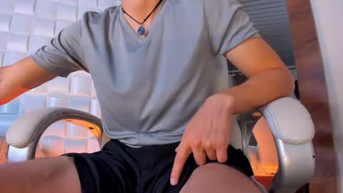 Alejo  online show from 11.14.25