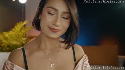 Snapshot of alejastorm chatting on 02.07.25 Alejandra online show from 02.07.25
