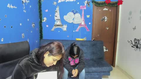 zoe and Kataleya online show from 01.24.25