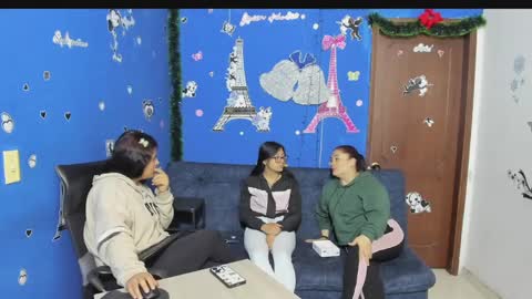 zoe and Kataleya online show from 02.10.25