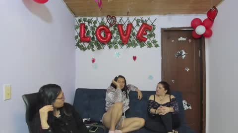 zoe and Kataleya online show from 02.25.25