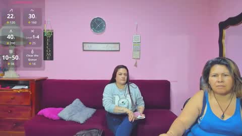 zoe and Kataleya online show from 10.14.25