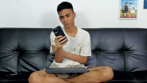 Snapshot of alejo_peverell chatting on 01.09.25 alejo peverell online show from 01.09.25