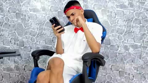 Snapshot of alejo_peverell chatting on 02.14.26 alejo peverell online show from 02.14.26