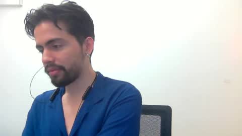 Snapshot of alejo_shy chatting on 02.05.25 alejo_shy online show from 02.05.25