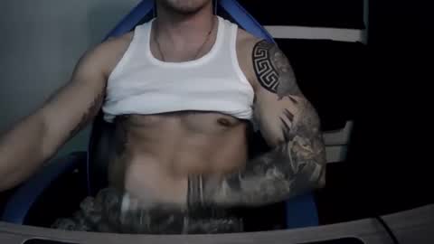 Snapshot of alejoduarte16 chatting on 03.11.26 alejoduarte16 online show from 03.11.26