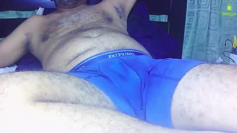 Snapshot of alejohot29 chatting on 12.21.24 alejohot29 online show from 12.21.24