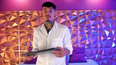 aleking13 online show from 10.25.25